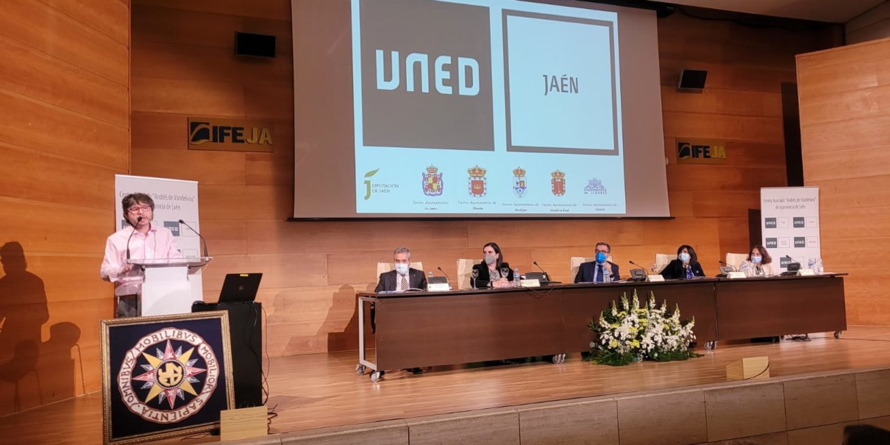 La UNED creará un Centro de Emprendimiento en Jaén