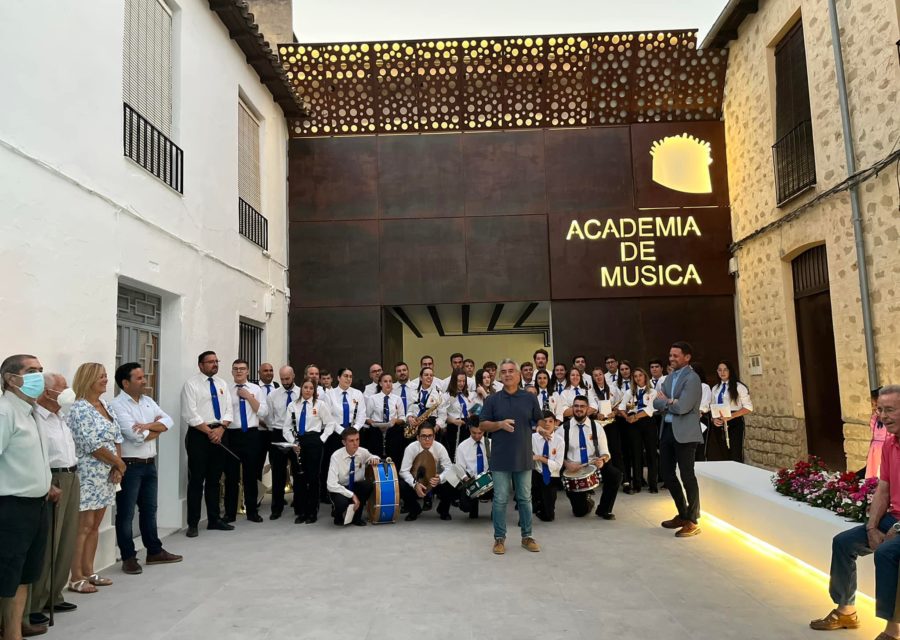 Academia de Música, espacio para la creación en Torreperogil