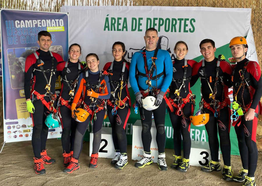 El Grupo de Espeleología de Villacarrillo, campeón de España de descenso de cañones