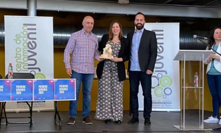 Baeza entrega los Premios Dinamia 2023 en materia de juventud